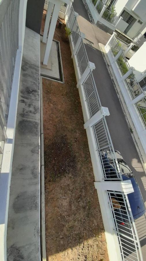 Homestay Greenway ปาเซอร์กูดัง ภายนอก รูปภาพ
